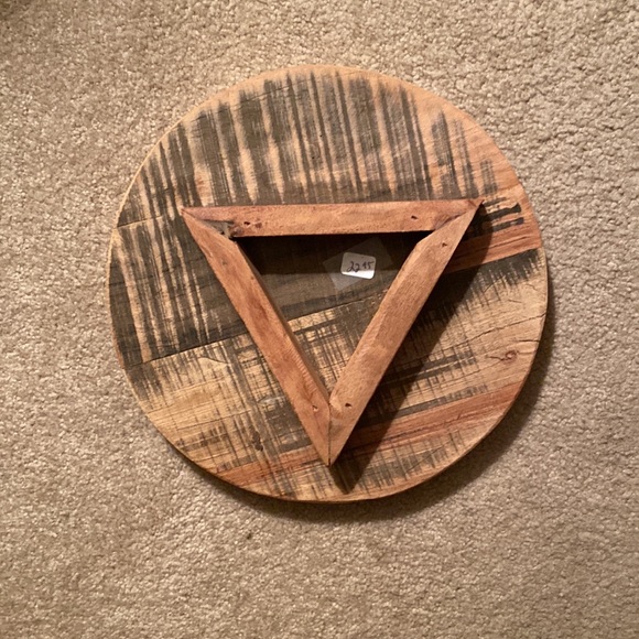 COPY - Round Wood Riser - Picture 2 of 3